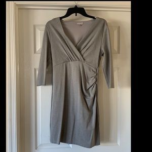 Ellie Kai Gray V Neck 3/4 Sleeve Knee Length Dress